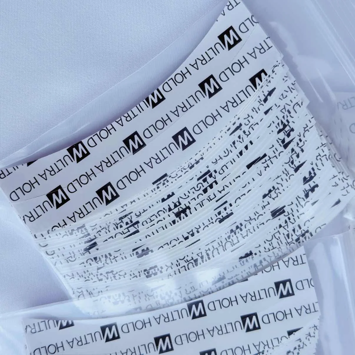 ウルトラホールド強力ヘアシステムテープ両面粘着スーパーレースウィッグストラップ、男性用ヘッドウェアウィッグに最適 - 1/5/10パック