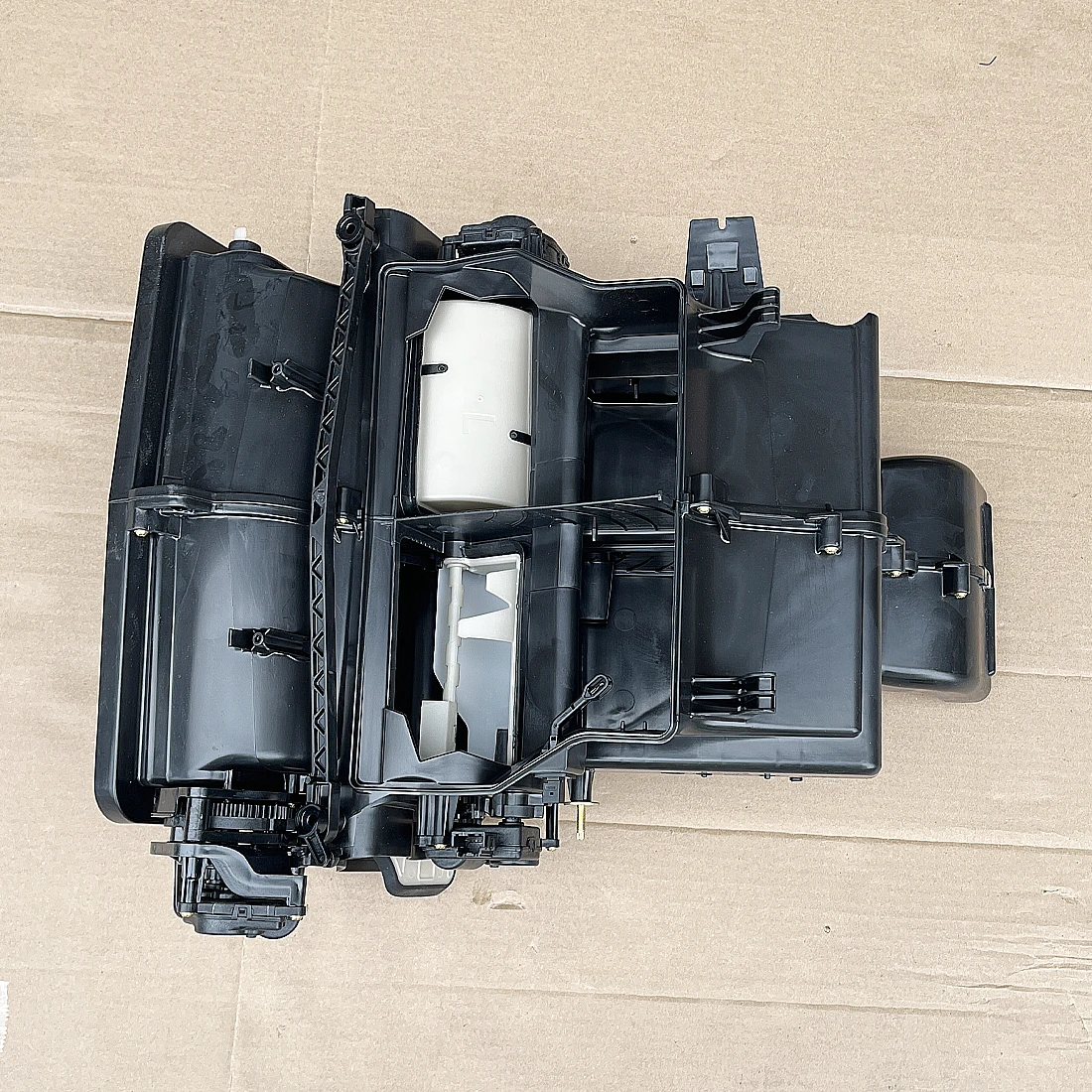 For New 68079501AB Housing Distribution for 2012 2013 Jeep Grand Cherokee for Durango