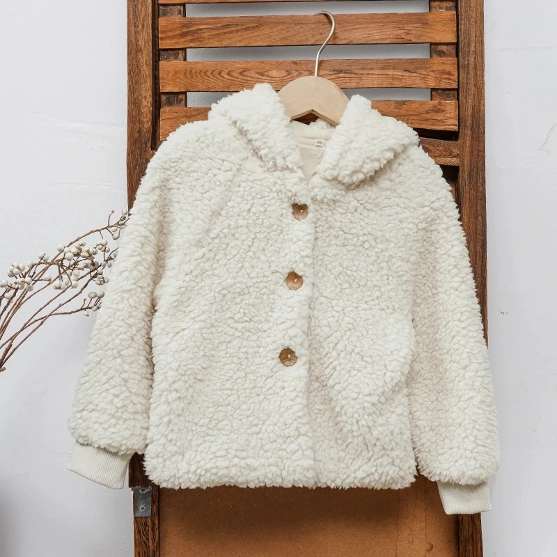 Chic Cute Lamb Fleece Children\'s Hooded Jacket 2026 Autumn And Winter New Warm Long-Sleeved Wooden Buttons Boys And Girls Coats