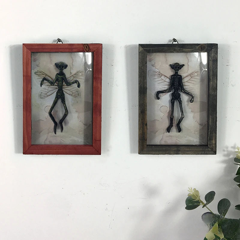 Gothic Home Decor Mummified Fairy Skeleton Witchy Decor Specimen Statue Picture Frames Display Painting