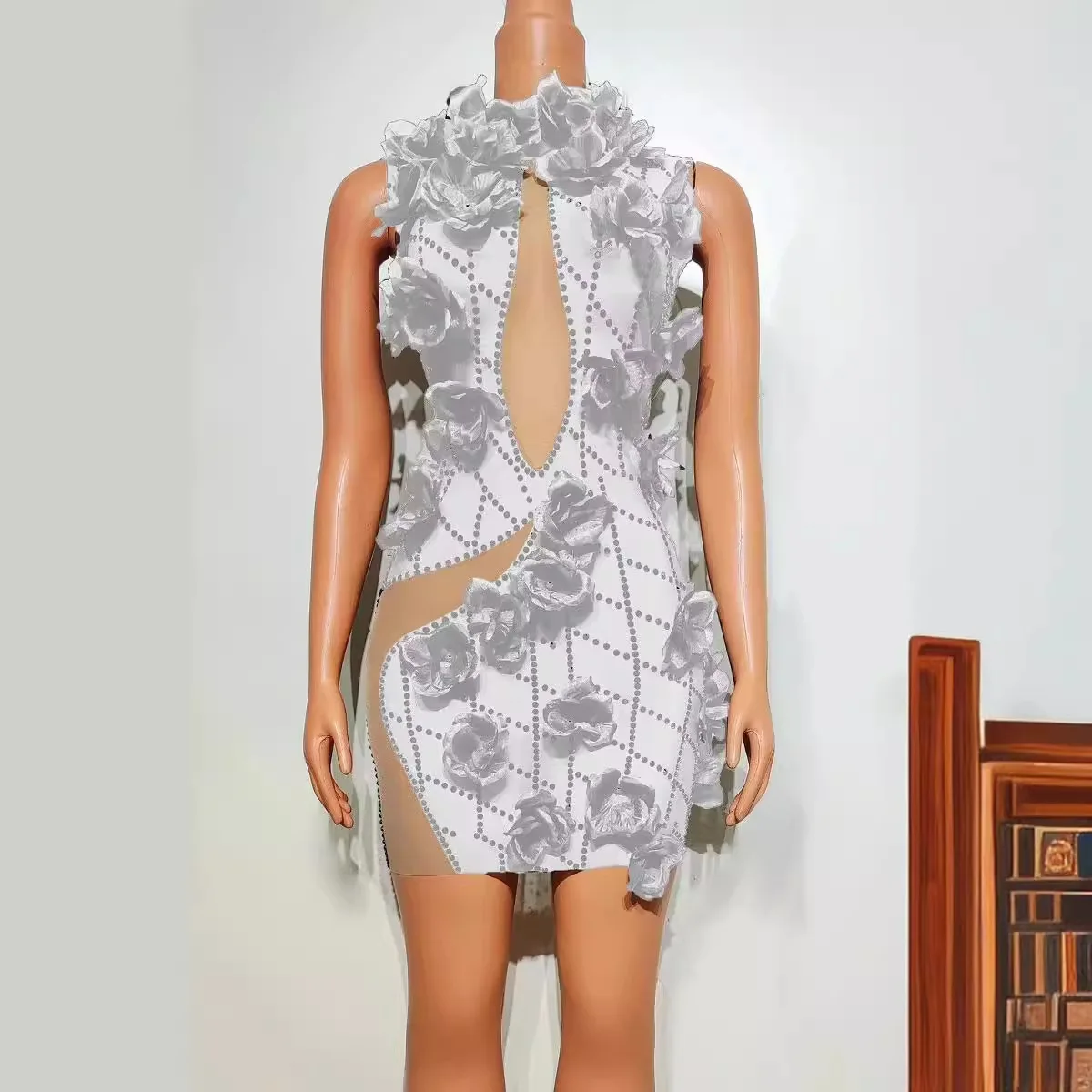 Sleeveless Side Hollow Design Temperament Hip Wrap Waist Stage Performance Dress Suit Chic And Sweet Evening Elegant Ball Gowns