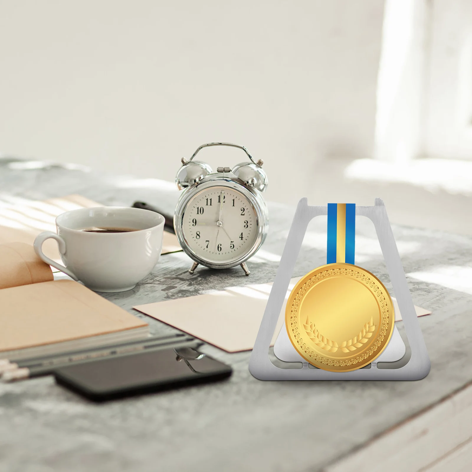

Medal Display Iron Badge Rack Medal Display Stand Storage Holder Easels Tabletop Decor Gifts Souvenir Sports Award