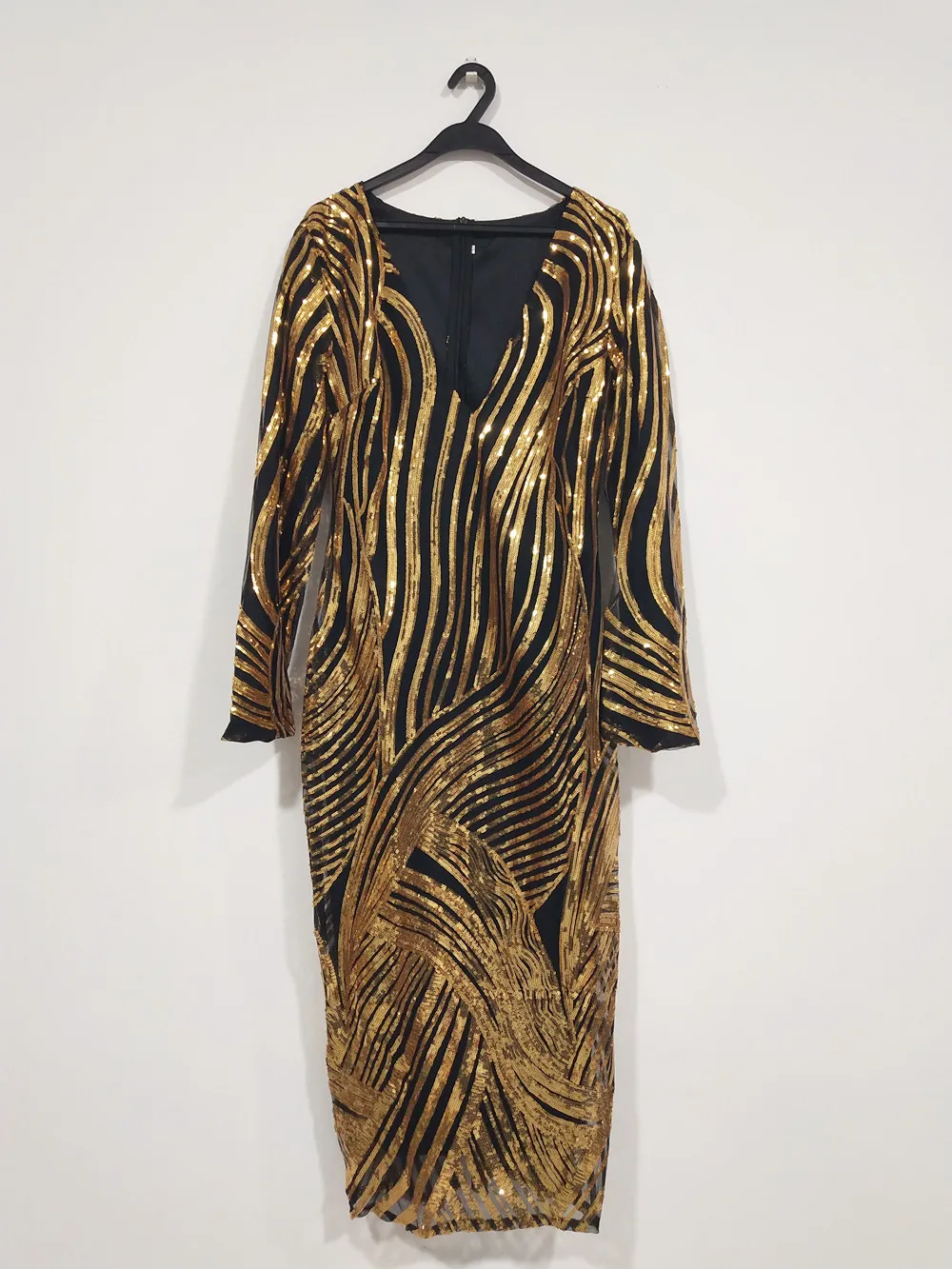 Robe longue à rayures dorées pour femmes, Sexy, col en v, élégante, fête d'anniversaire, coupe cintrée, robe de Banquet, Costume de scène pour spectacle d'invité de chanteur