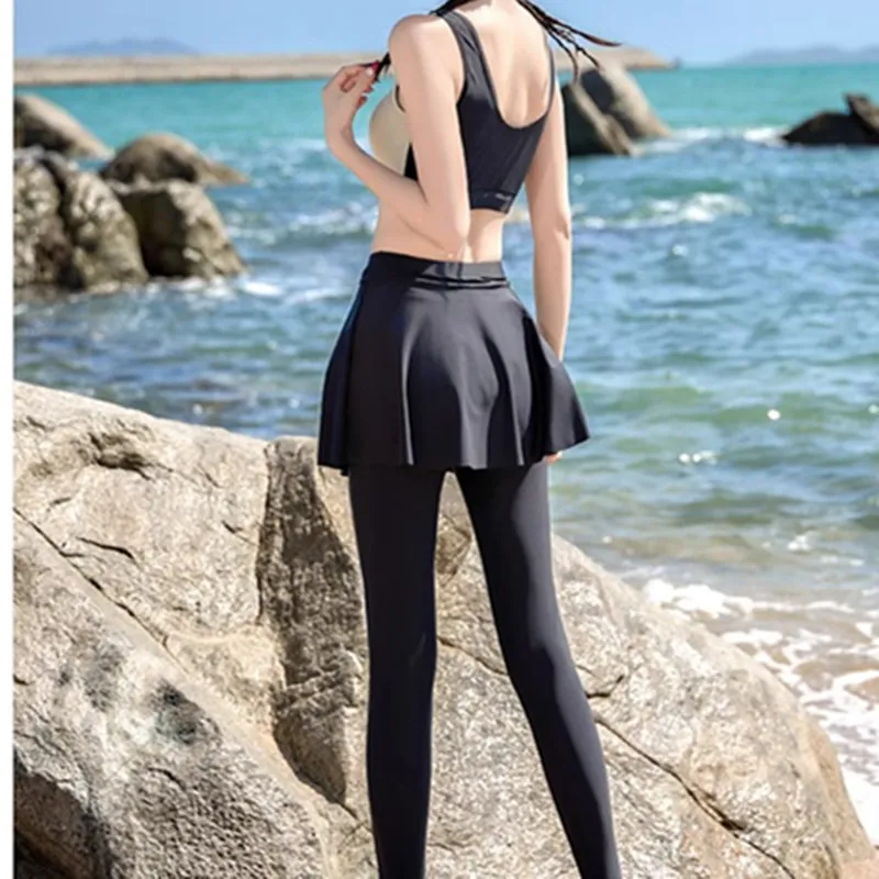 Traje de baño Tankini de verano 2025 para mujer, traje de baño dulce, 4 unids/set, protección solar, pantalones conservadores de manga larga, ropa de playa Sexy