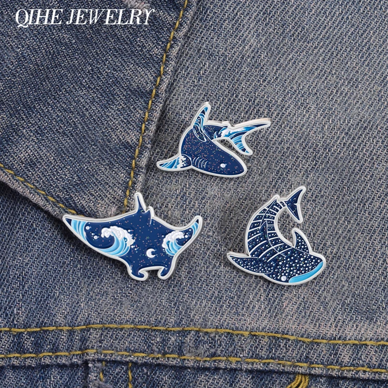 Cartoon Sparkling Underwater Marine Animals Enamel Pins Glitter Dolphins Manta Ray and Sharks Brooches Lapel Badge Jewelry Gifts