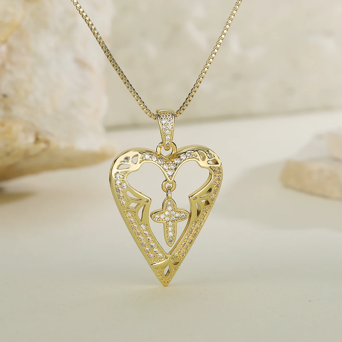 Hollow Heart Double Charm Pendant Necklace Brass Shiny CZ Zircon Inlay Fashion Layered Chain Neck Jewelry For Women Daily Wear