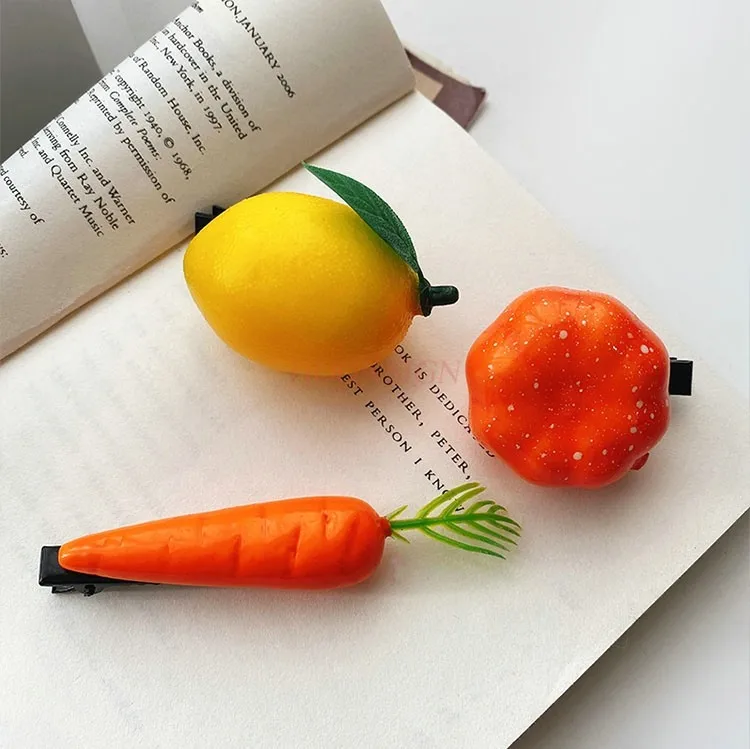 2pcs Simulated fruit and vegetable hair clips, popular bangs hair clips, cute broken hair clips for women, hair accessories