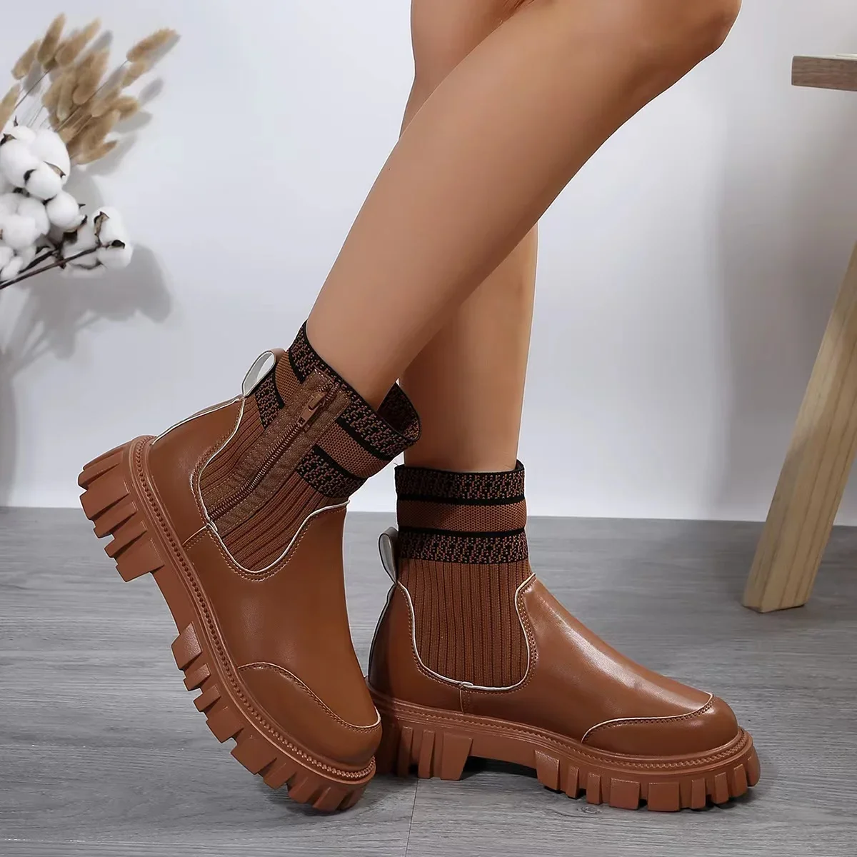 Women Shoes on Sale 2024 High Quality Side Zipper Women\'s Boots Autumn Round Toe Mixed Colors Short Barrel Low Heel Rider Boots