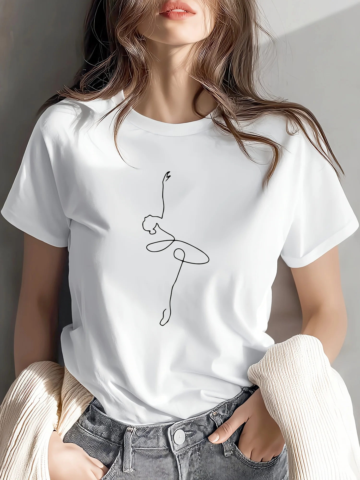 Female Ballet Dancer's Line Art Design Retro Fashion Harajuku Street Style Sleeved T-shirt Summer Streetwear  Aesthetic Clothes