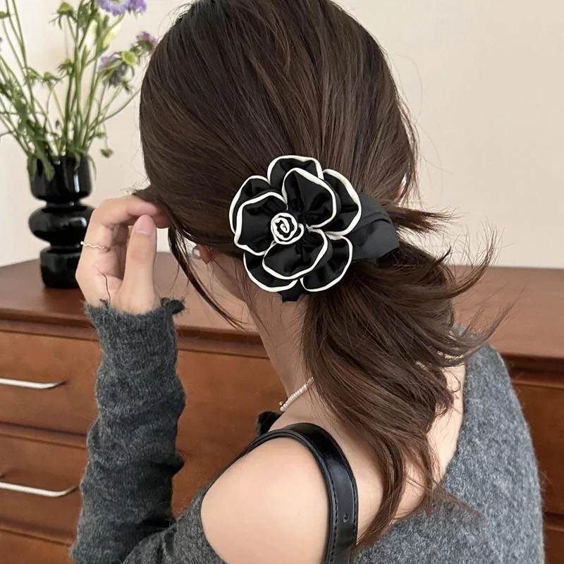 

Elegant Vintage Camellia Handmade Flowers Hair Ties Headband Women Stylish and Chic Headrope Hair Scrunchies Hair Accessories