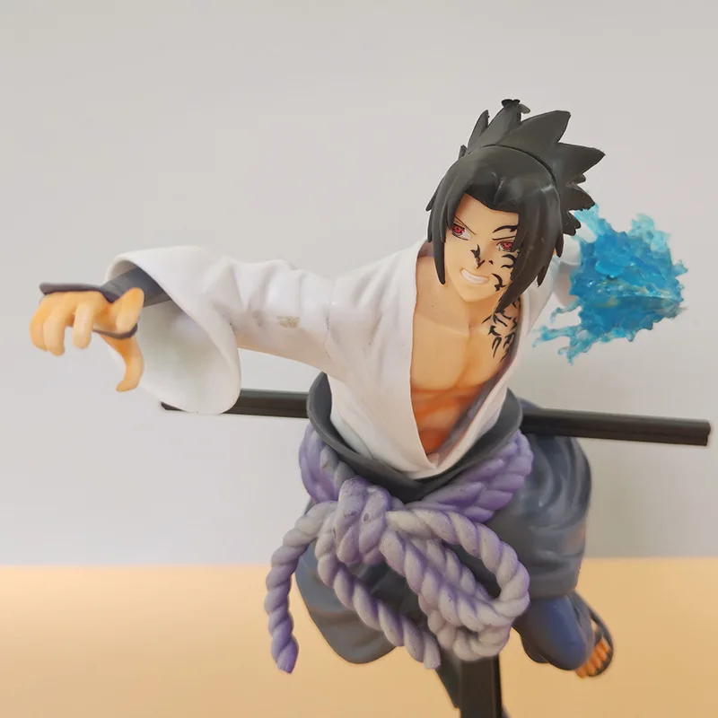 NarAASasuke Anime Action Figure Toys, Uchiha Cartoon PVC Figurine Collection, Décoration de bureau, Poupées modèles, Cadeaux d'anniversaire, 20cm