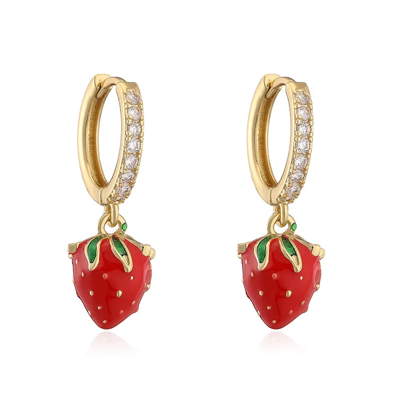 

Gold Color Cute Strawberry Dangle Hoop Earrings for Women Huggie Cartilage Piercing Earring Playful Chic Fashion Jewelry