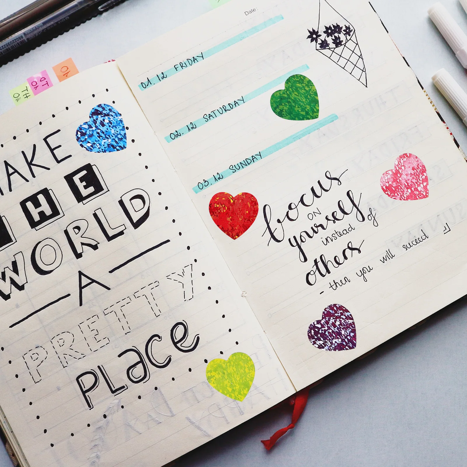 

1 рулон наклеек в форме сердца, уплотнительные наклейки на день Святого Валентина, самоклеящиеся этикетки для конвертов, декор для подарочной упаковки, этикетки в форме сердца на день Святого Валентина