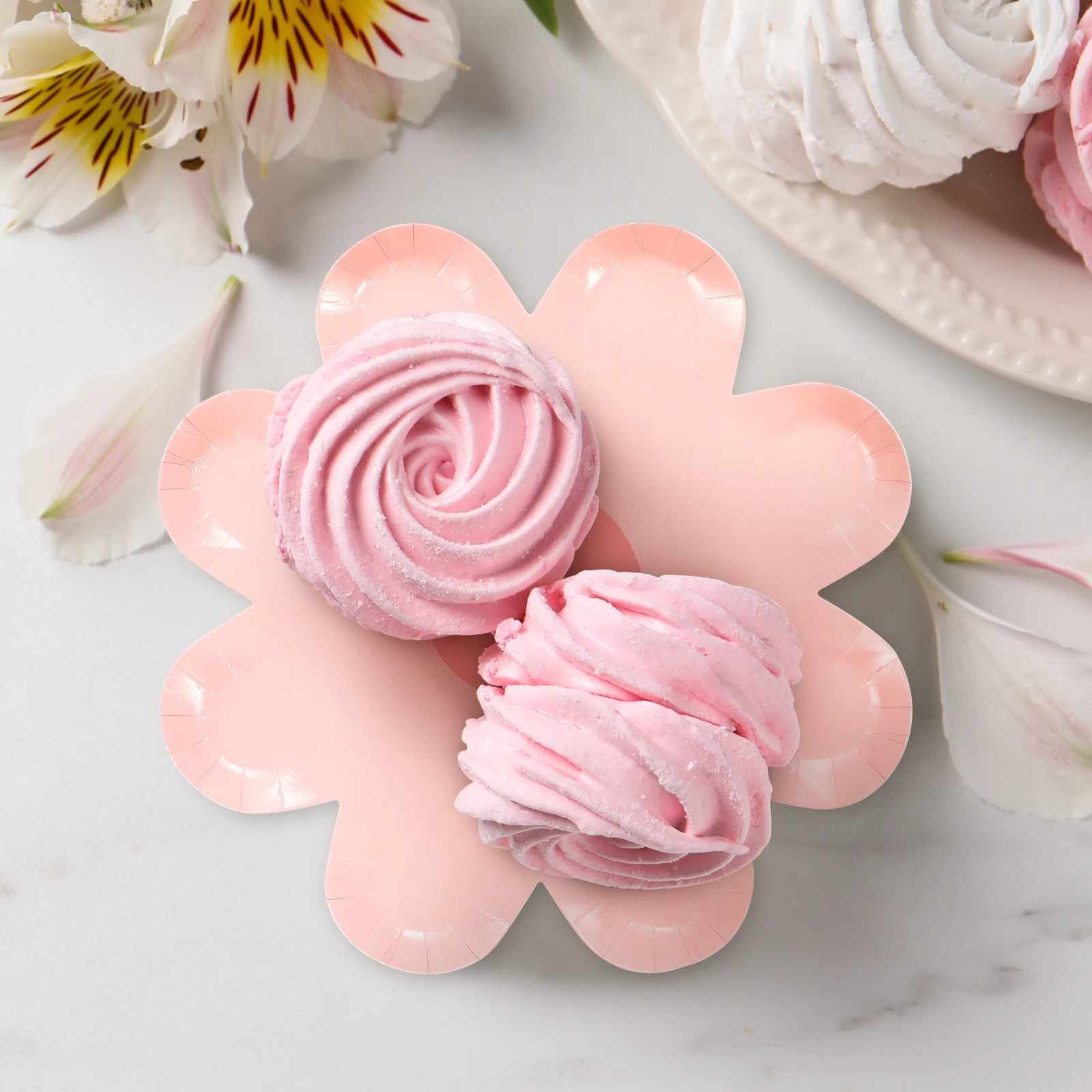 

40 Pcs Flower Plate Paper Plates with Flowers Party Girl Theme Daisy Spring Holiday Color Tableware Retro Cake Pastel Shapes