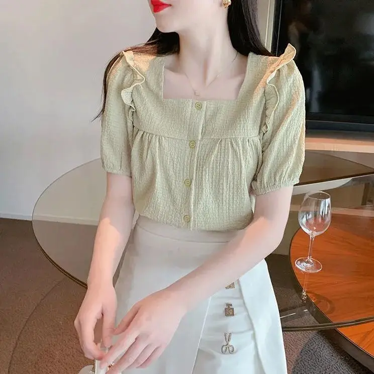 夏の韓国風フリルシャツと甘いフレンチトップ