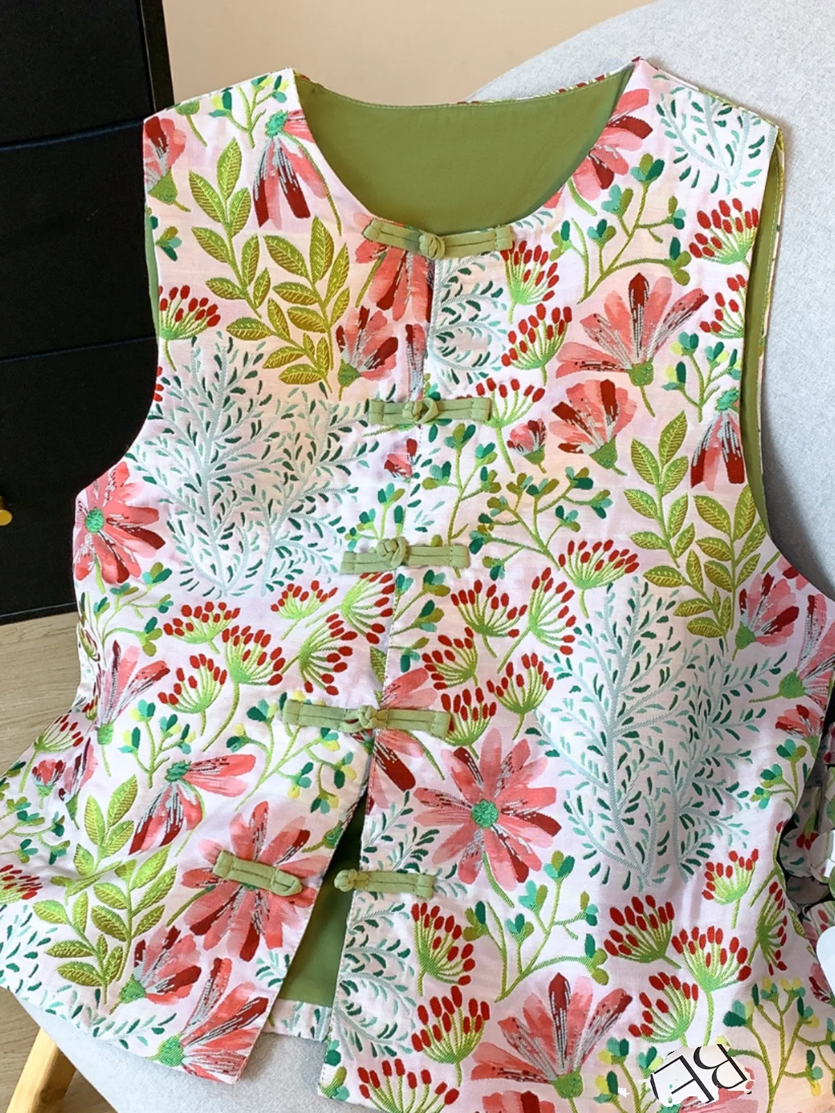 

Новая китайская вышитая цветочная блузка в стиле кантри для женщин, модный кардиган свободного кроя с художественным цветочным принтом