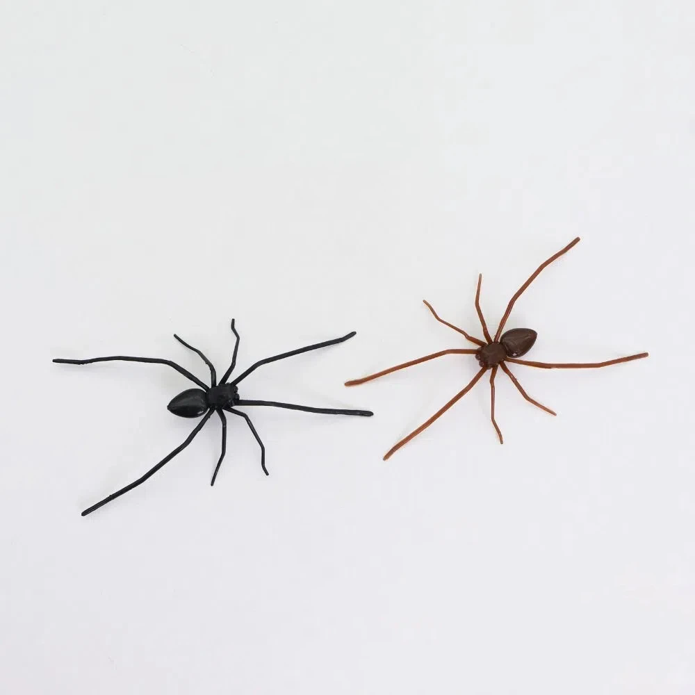 Gag Present Magnet Simulation Spider Toy 3D Design Funny Spiders Decoration Plastic Realistic Look Spider Prank Toys Home Decor