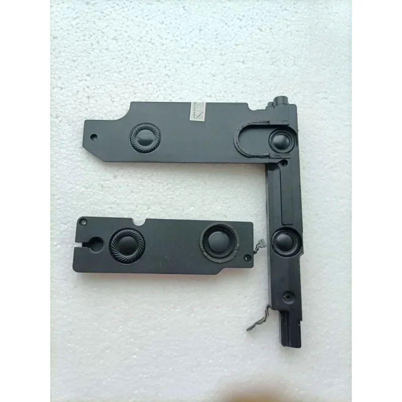 Original for Macbook pro 17'' A1297 MC725 MC226 024  2009 2010 Left & right Internal Speaker.