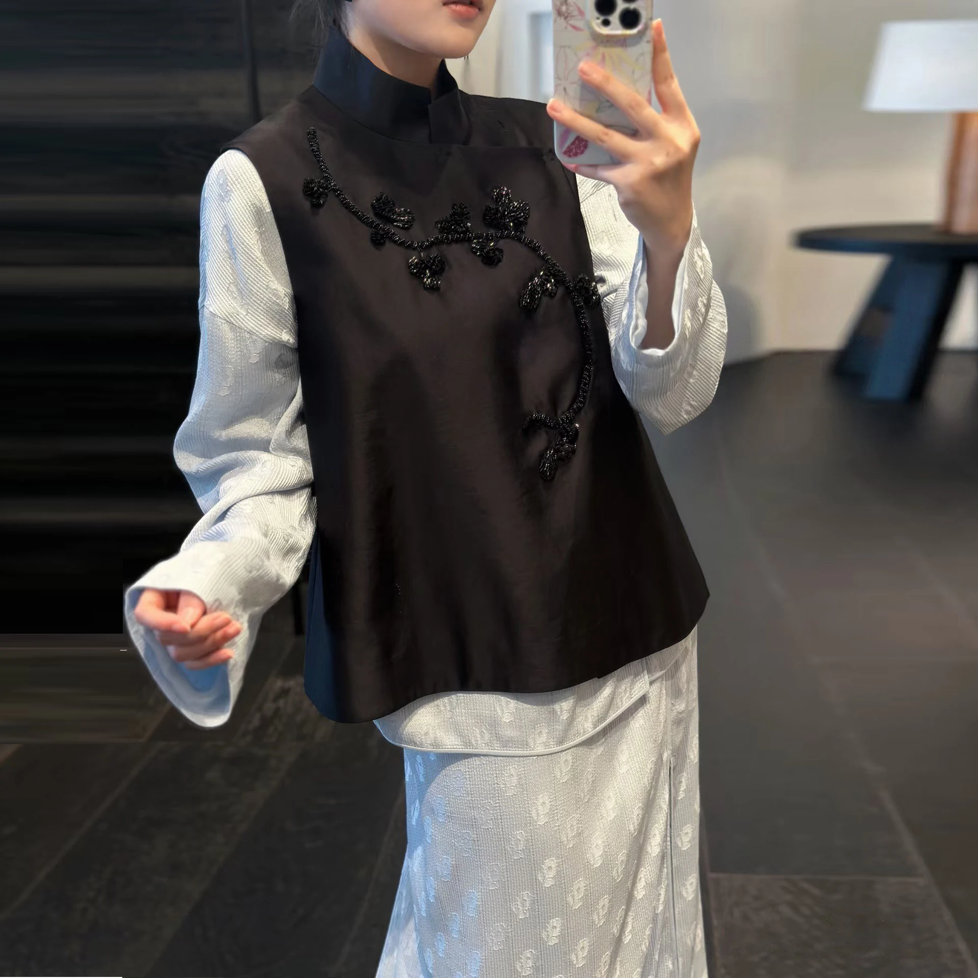 

Handmade Chinese Style Jacket with Vine Beading New Fashion for Women Long Sleeve Daily Wear Stand Collar Coat