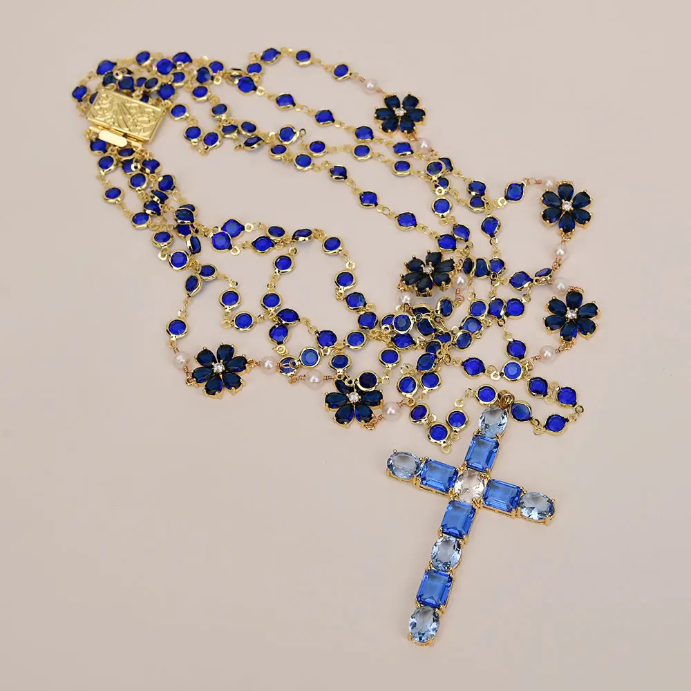 

GG 4-рядная культивированная белая жемчужина, синий кристалл, цветок, позолоченная цепочка, ожерелье, синий стеклянный крест, кулон