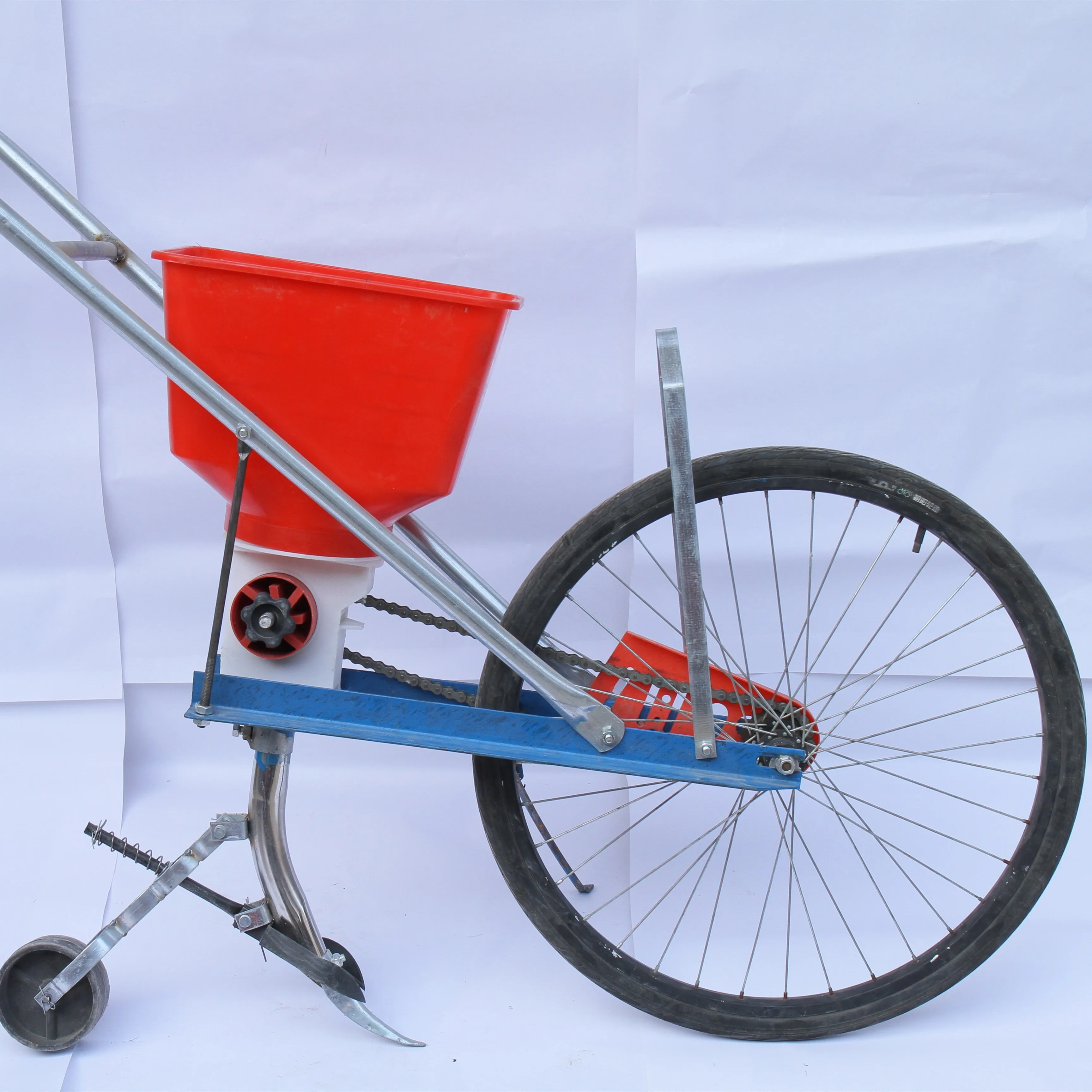 2025 مثقاب تطبيق الأسمدة من النوع الذي يعمل بالدفع اليدوي للزراعة الفورية والبذر الدقيق. صغيرة الحجم.