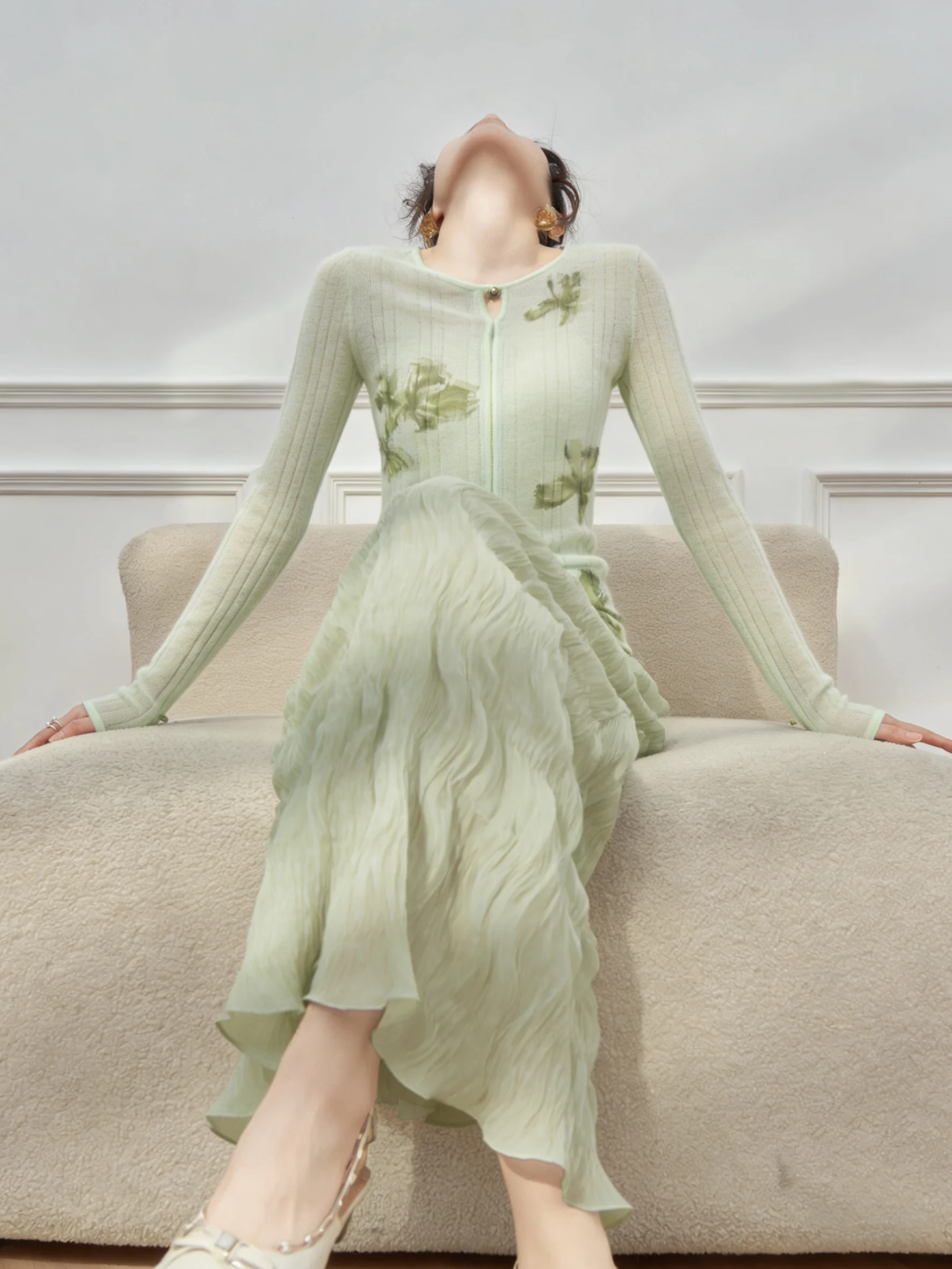 

New Chinese Style Green Ink Print Top Half Skirt Fashionable Spring Set High Waist Floral Pattern Long Sleeve round Neck Loos...