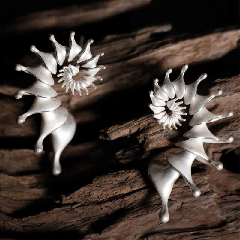 

Delicate Sea Shell Ear Studs Multifuntional Opening Ring Silver Plating Texture Suitable for Modern Look Enhancement