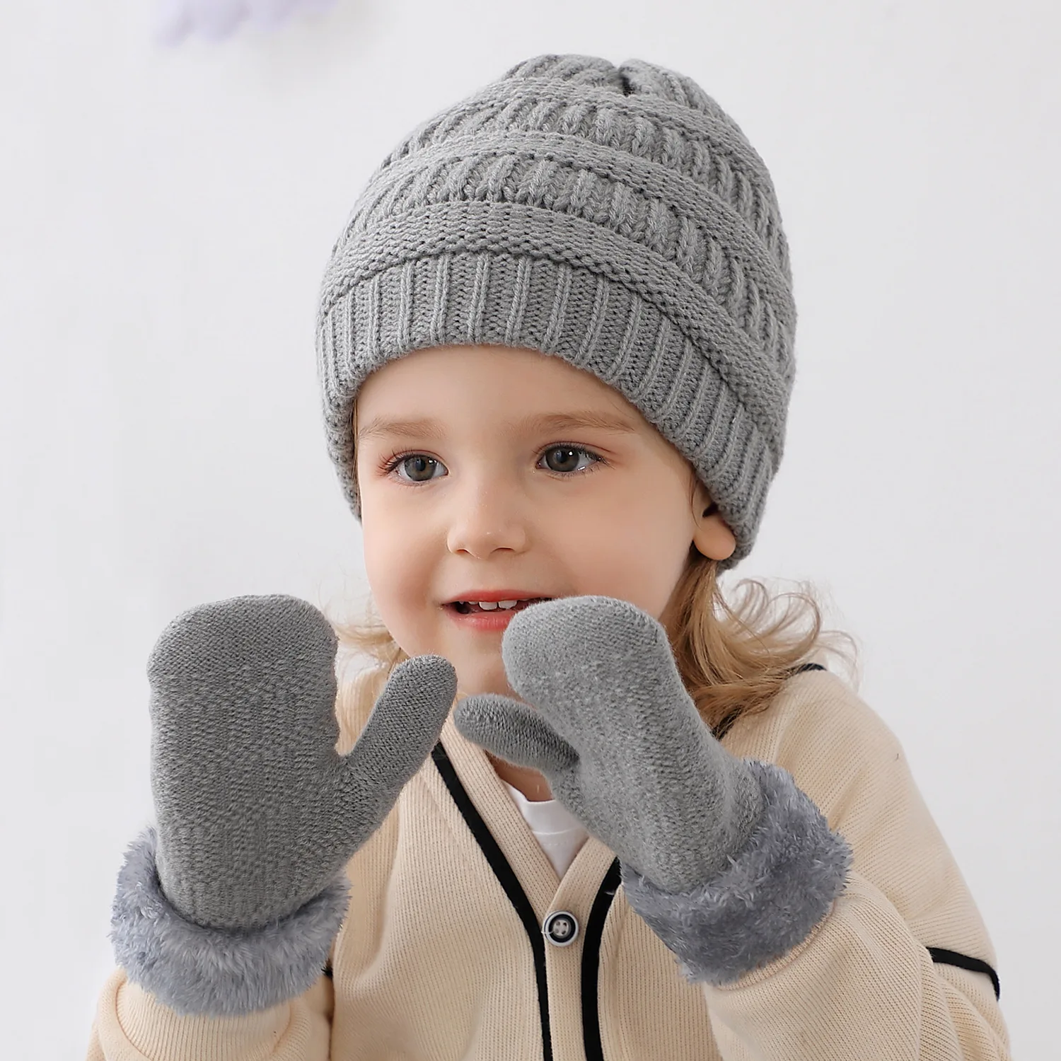 0-6 Years Old Boys and Girls Beanie and Gloves Set Autumn Winter Soft Warm Fleece Slouchy Beanies for Kids Snow Skullies&Beanies