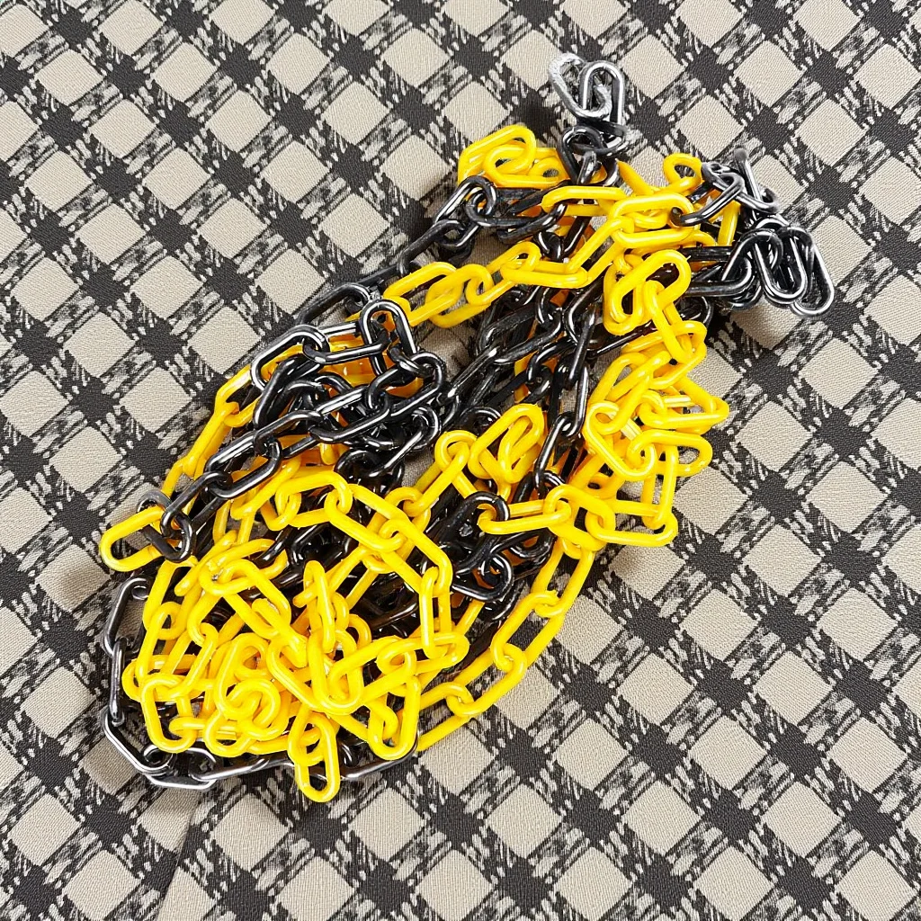 Immagine 7: 1 rotolo 6M catena di sicurezza in plastica gialla nera barriera di controllo della folla resistente ai raggi UV per parcheggio di eventi di magazzino da cantiere