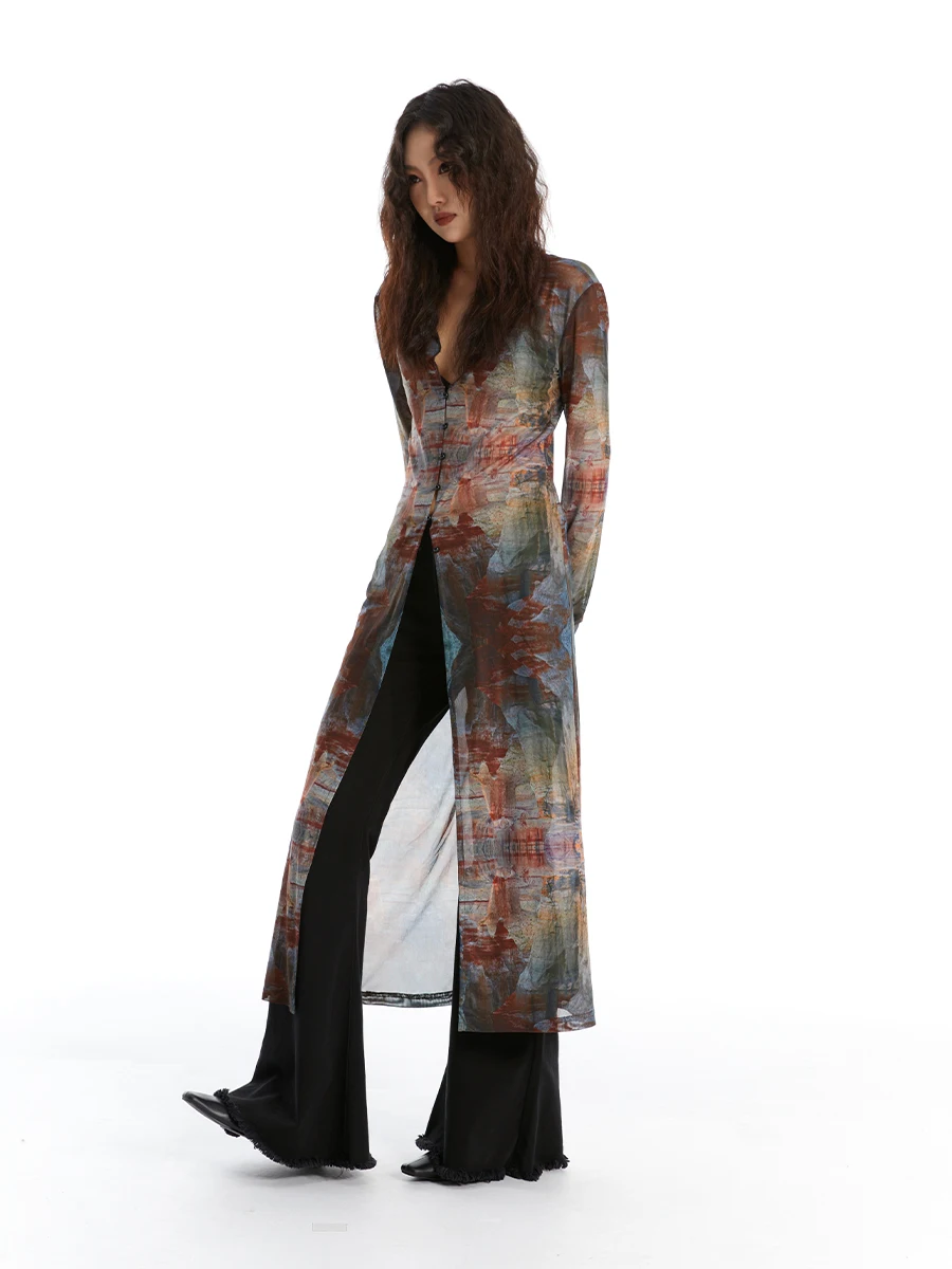 

Женский кардиган с принтом в стиле ретро, длинный све, верхняя одежда, защита от солнца Me, дизайн, облегающий крой, V-Ne Faionable Windbr...