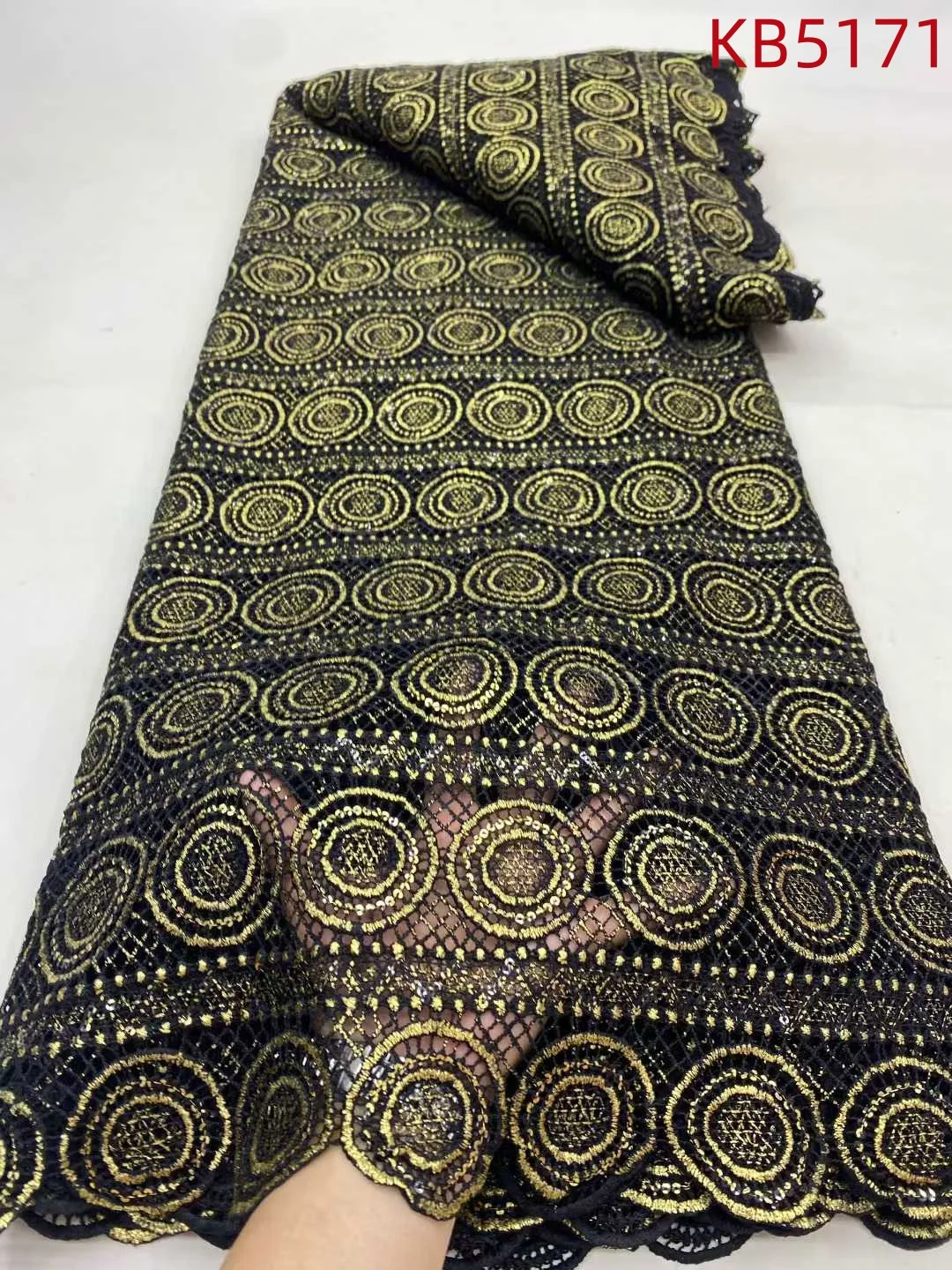 

Latest Nigerian Lace Fabrics 2025 Sequins Cord Lace Fabrics Guipure Milk Silk Applique Tulle Lace With Stones For Sewing KB5171