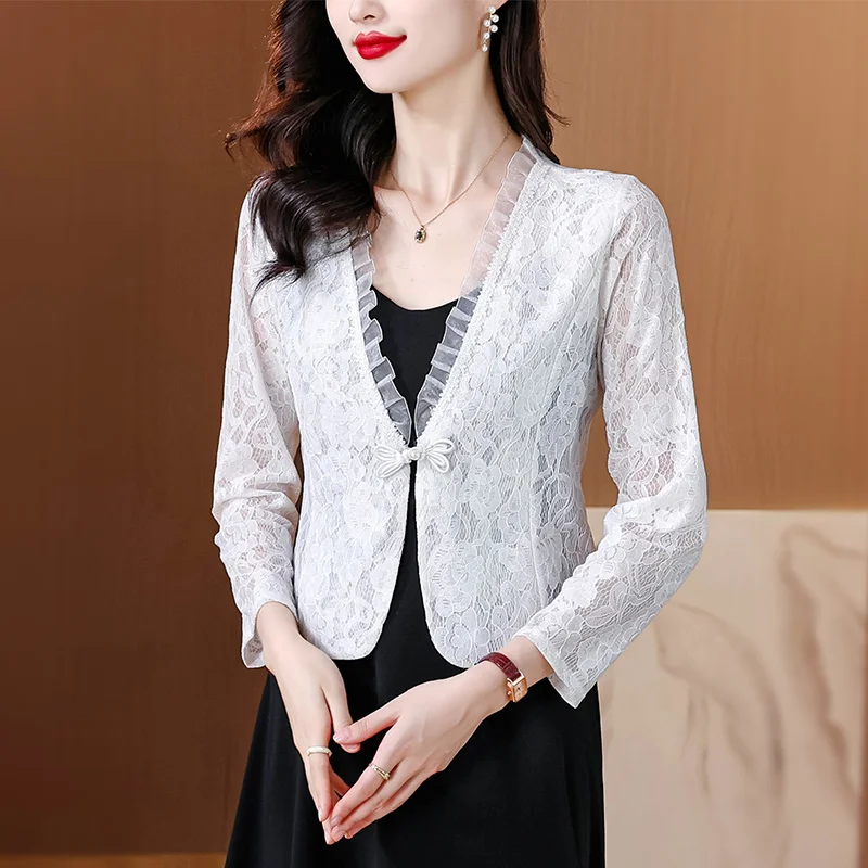 Fashion Slim Lace Short Jacket Women 2024 Long Sleeve V-Neck Black White Cardigan Women Jacket Coat Women Jackets Clothes D105