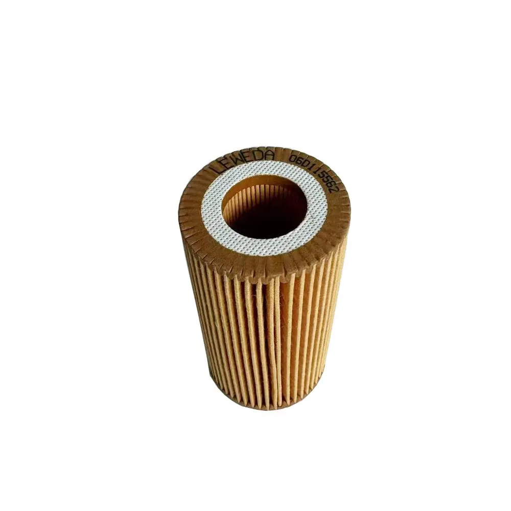 Replace OEM 06D115562  Car Oil Filter For VW Golf GTI MK5 Golf R MK6 Passat B6 EA113 2.0T FSI Engine Oil Filter Auto Parts view 3