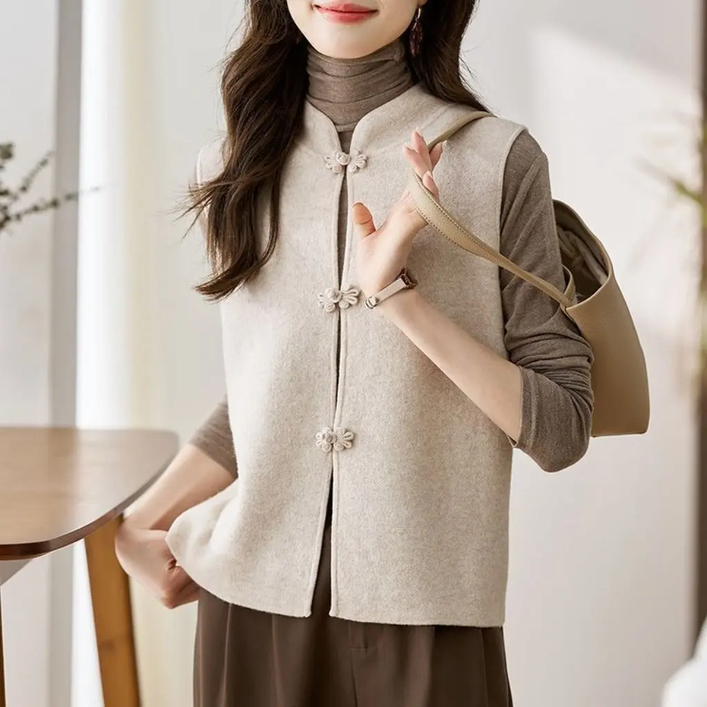 

Guofeng Women's Knitted Vest Retro Fashion Vertical Collar Sweater for Autumn And Winter Stylish New Outfit