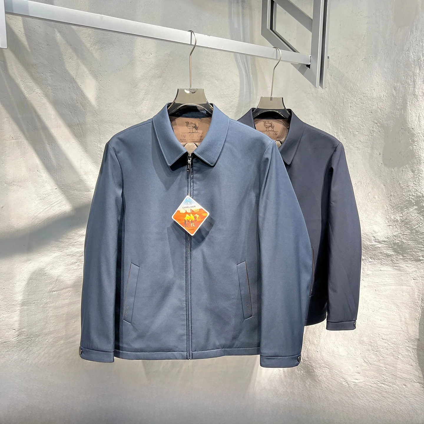 

Adstrative System Inner Ele Camel down Filled Commuter Cotton Jaet Breathable Waterproof Turn-down Collar New Fall ...