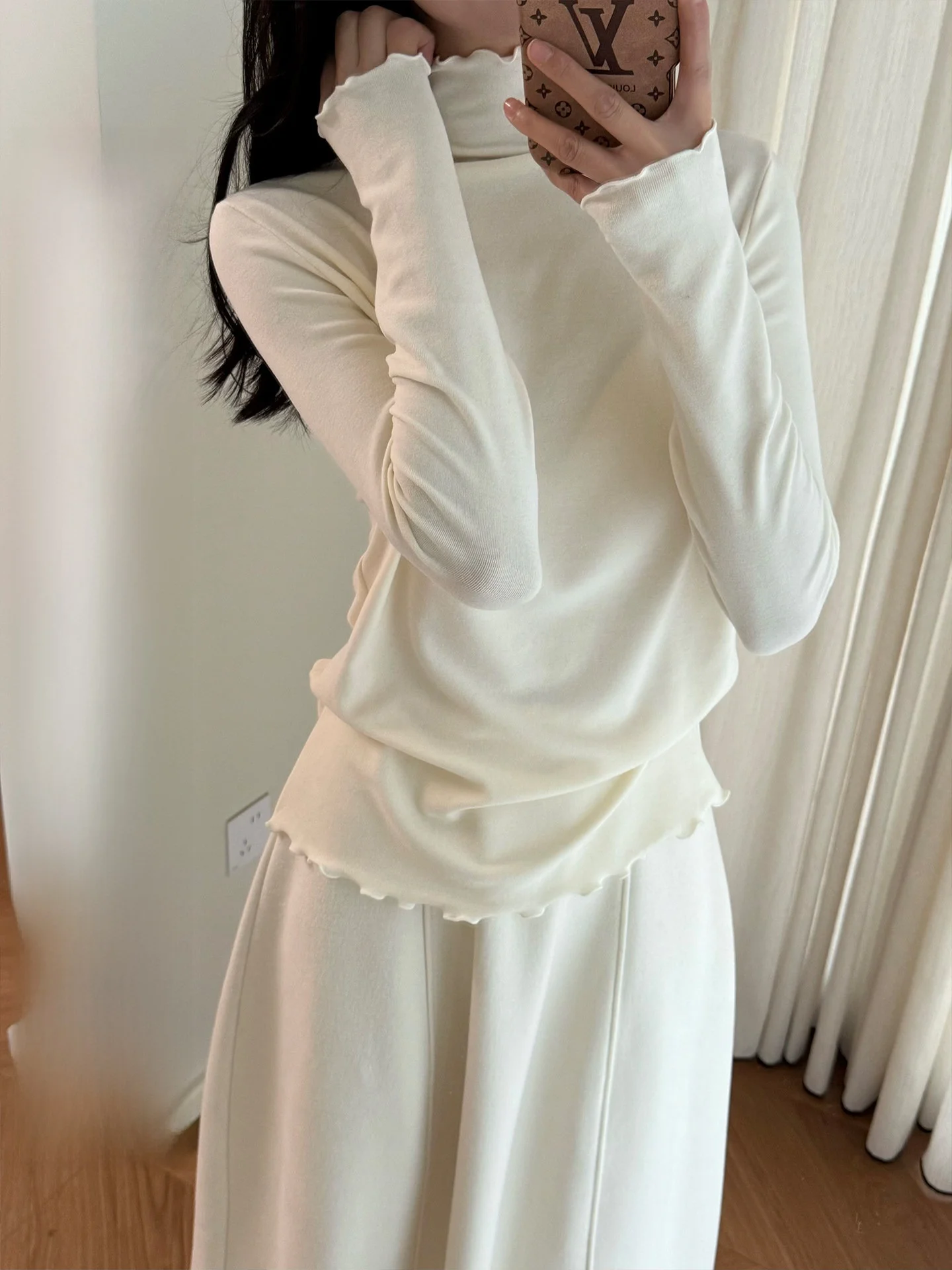 

Женская футболка с рюшами на воротнике и длинным рукавом, осенне-зимняя, новая, однотонная, для ношения под одеждой, облегающая, повседневная, для работы