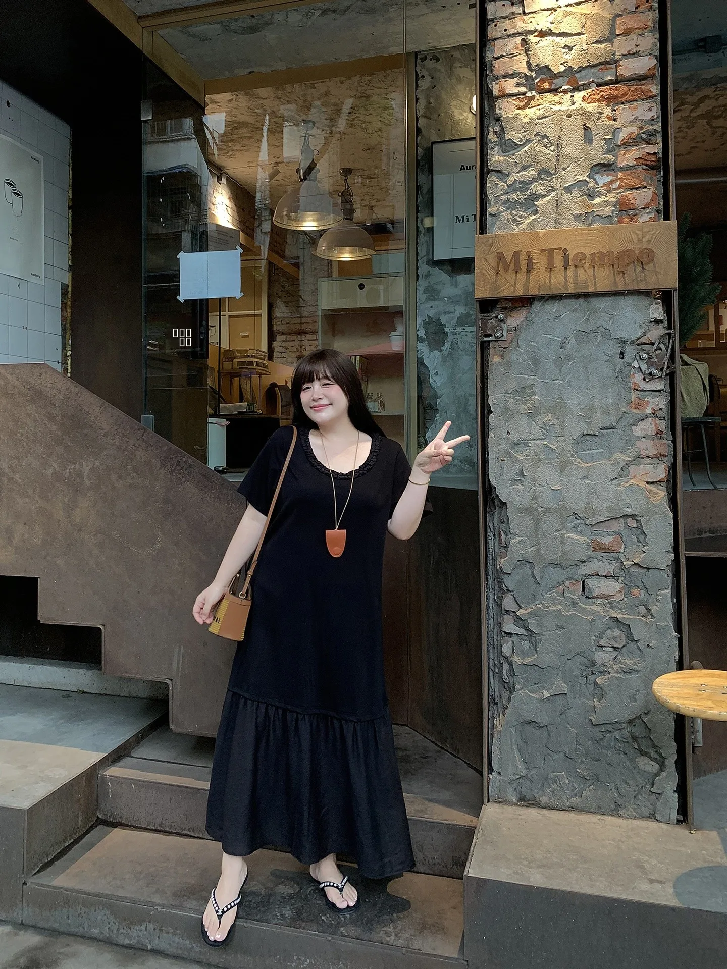 

Новинка: Женское летнее платье-футболка больших размеров с кружевными вставками и круглым вырезом, повседневное, элегантное