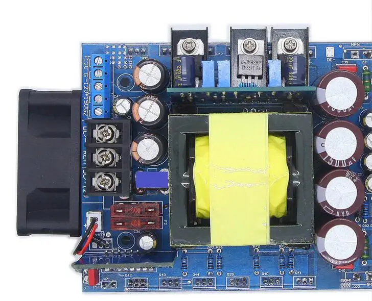 300W DC12V high power dual channel HIFI amplifier board  Battery  car mounted square dance  speaker board with BTL