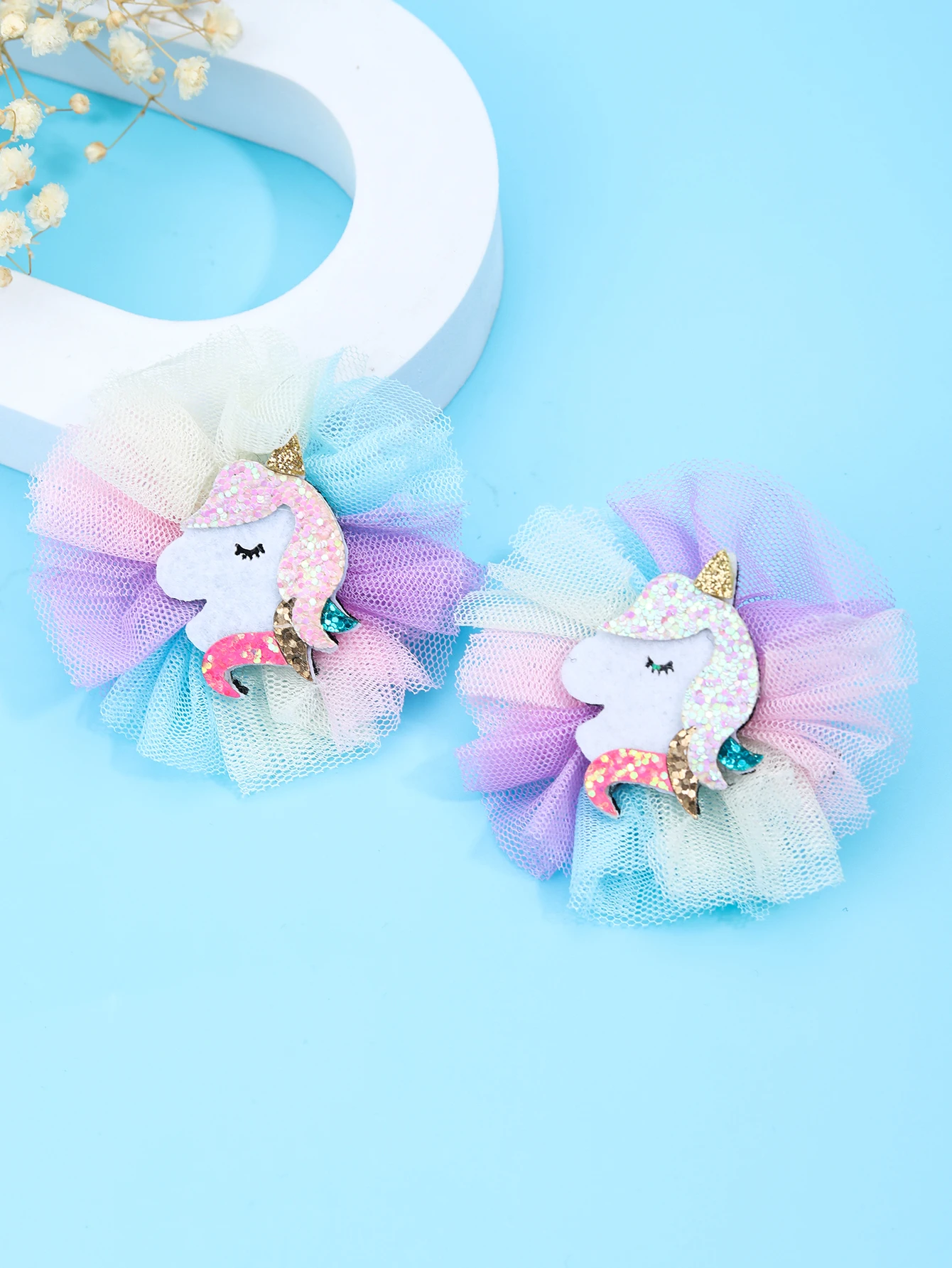 2pcs Sparkly Unicorn Hair Clips Girl Hair Accessoires Kids Headwear Perfect Holiday Gift for Girls Can Be Worn on Many Occasions