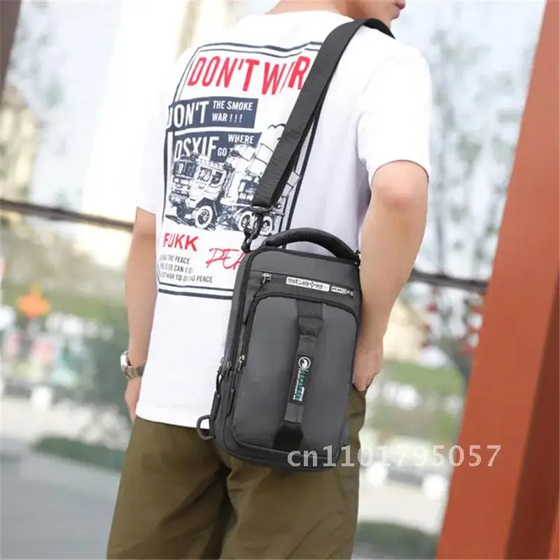 

Multifunction Crossbody Bag Men USB Charging Chest Pack Short Trip Messengers Chest Bag Waterproof Large Capacity Shoulder Bag