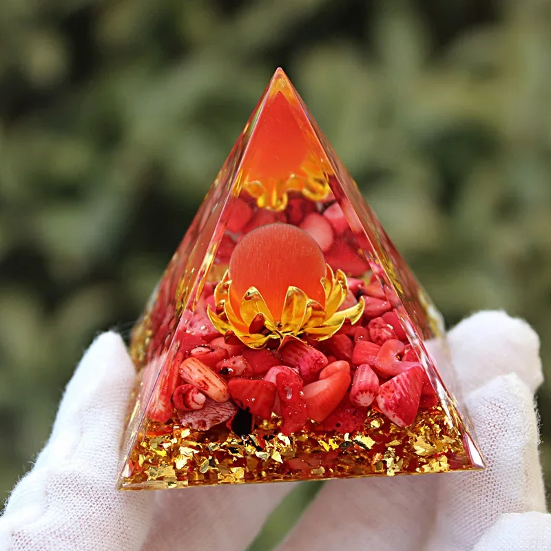 Exploding crystal gravel pyramid household resin dripping handicraft table ornament baby room decoration