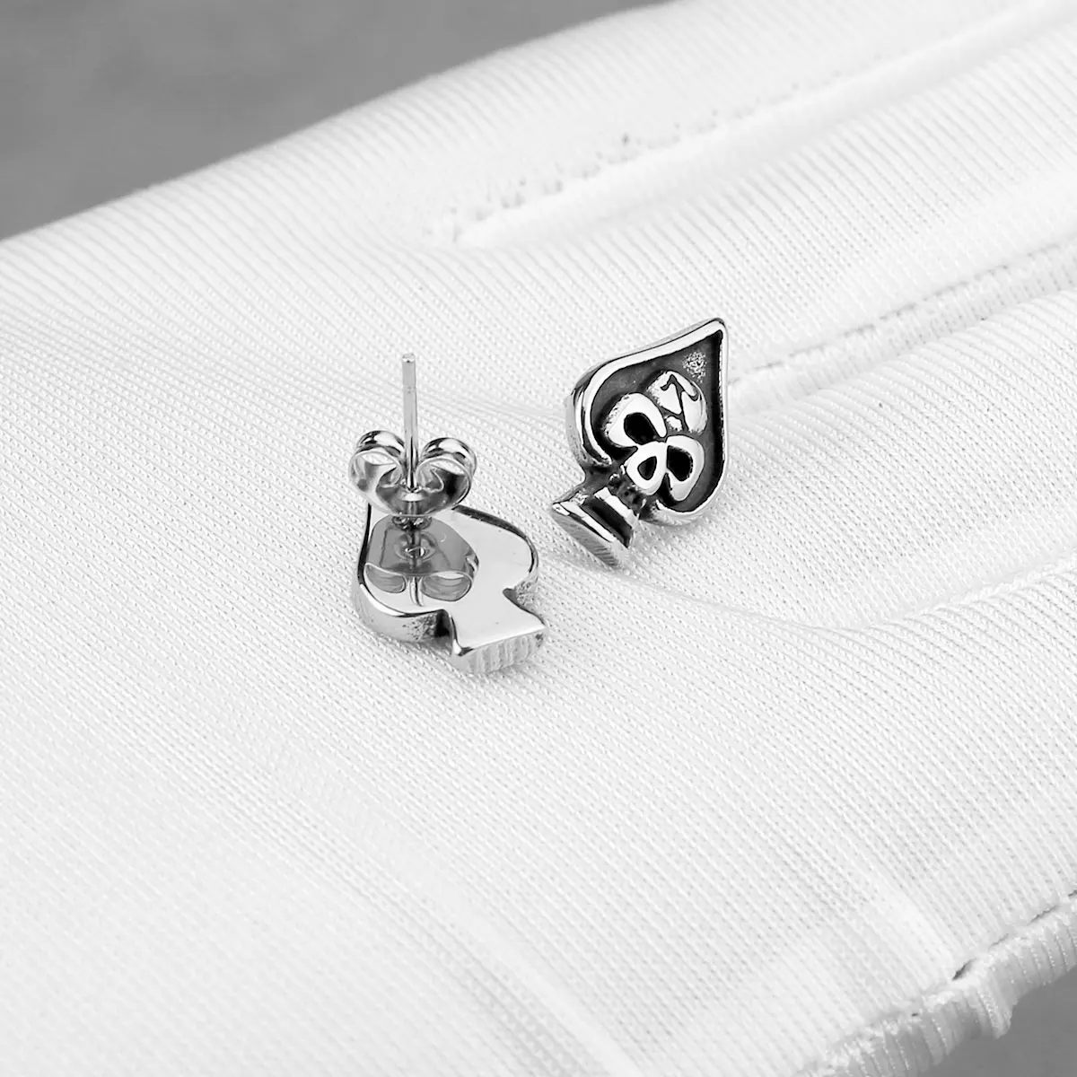 Men's Fashion Cards Spades Skull Stainless Steel Stud Earrings Retro Hip Hop Biker Women Accessories Vintage Male Jewelry Gift image 5
