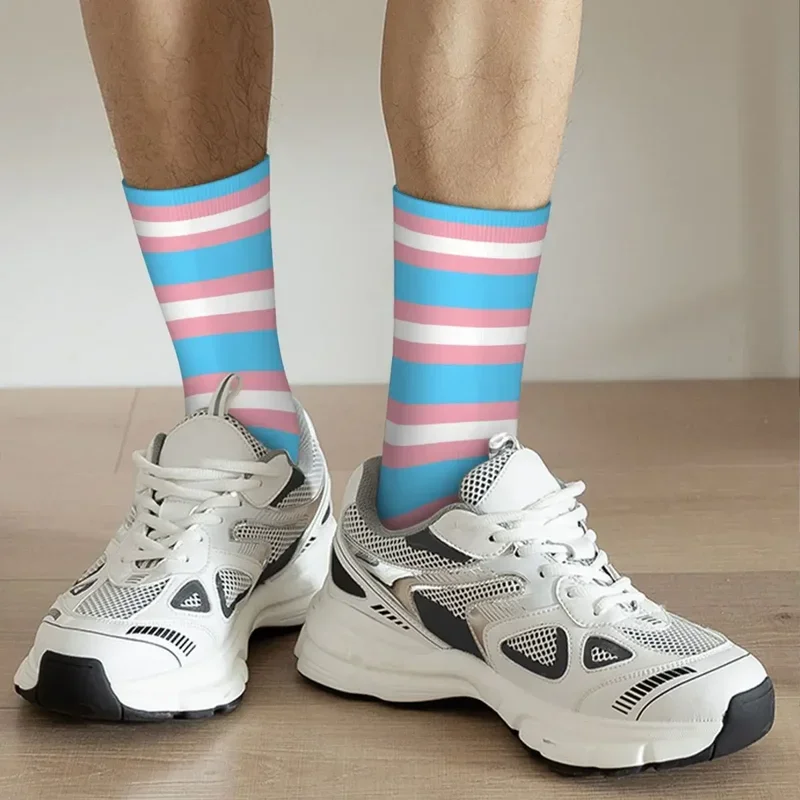 Y2K-calcetines largos para hombre y mujer, medias supersuaves con bandera transgénero, Lgbt, orgullo, Harajuku, accesorios para todas las estaciones, regalo de cumpleaños