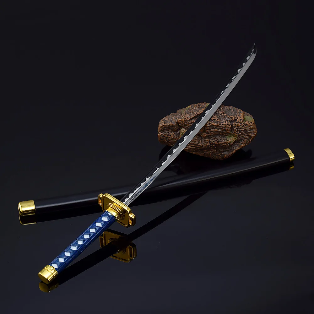 26cm Sephiroth Sword Model Keychain Final FF 7 Game Peripherals Silver Sword with Sheath Cosplay Gift Keychain Gifts