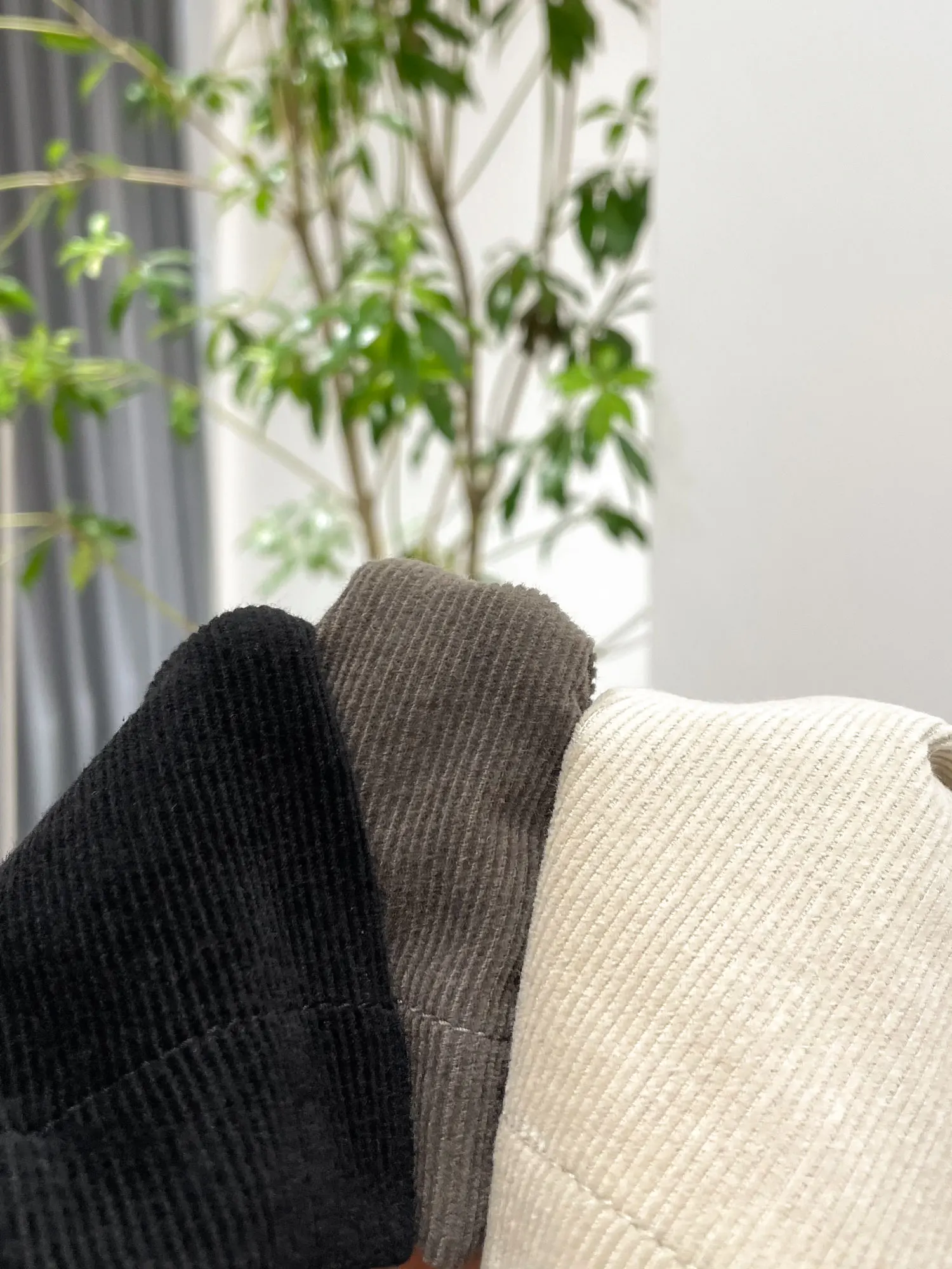 Nok Xiaola ملابس عمل أصلية لشتاء 2024 بخصر مطاطي من المخمل سراويل غير رسمية بثلاثة ألوان نمط التنقل بخصر عالٍ وساق مستقيمة #4