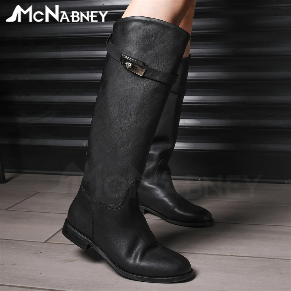 Classic Metallic Lock Knee Boots Round Toe Flat Boots Black Leather Designer Concise Style Winter Boots Custom Color Large Size