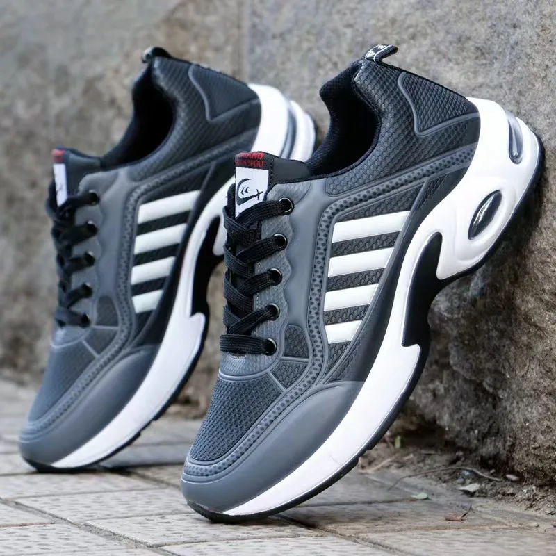 

New leather sports shoes for men, black men's shoes, trendy shoes, waterproof casual shoes, running shoes, autumn and winter