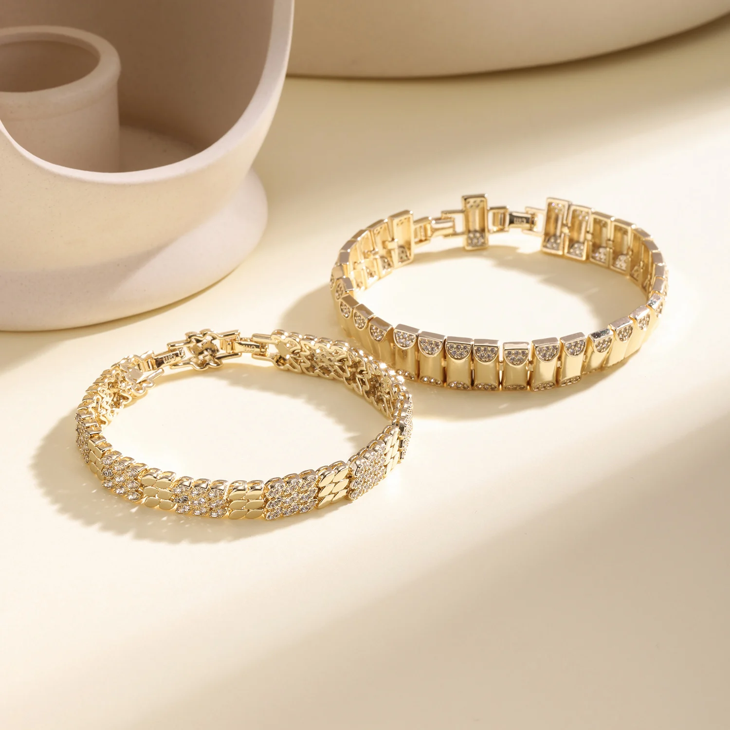 Nidin Neuerscheinung Iced Out Strass Cuban Link Armbänder Hip Hop Bling Kristall Handgelenkschmuck für Frauen Männer Tägliche Party Geschenke