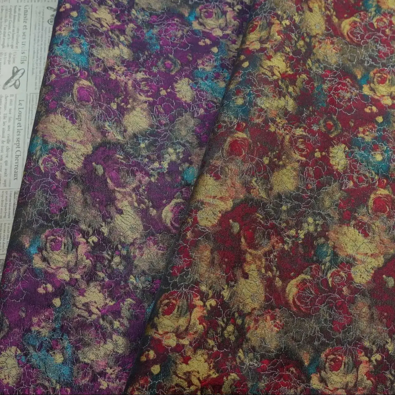 

Vintage Floral Dark Pattern Jacquard Oil Painting Style Yarn-dyed Jacquard Fabric DIY Sewing Decorative Fabric 100cmx156cm