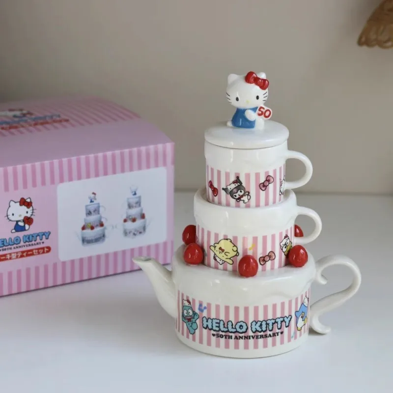 

Sanrio cartoon animation Hello Kitty creative exquisite high-value collection ornaments ceramic mug teapot set gift box gift